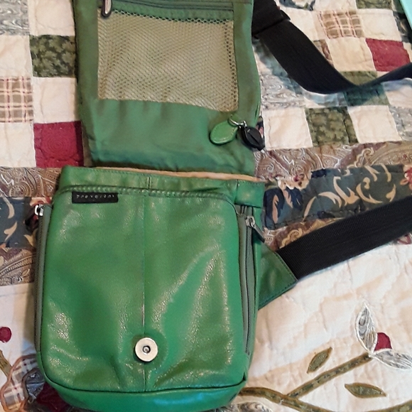 Travelon anti-theft crossbody. - Picture 2 of 6